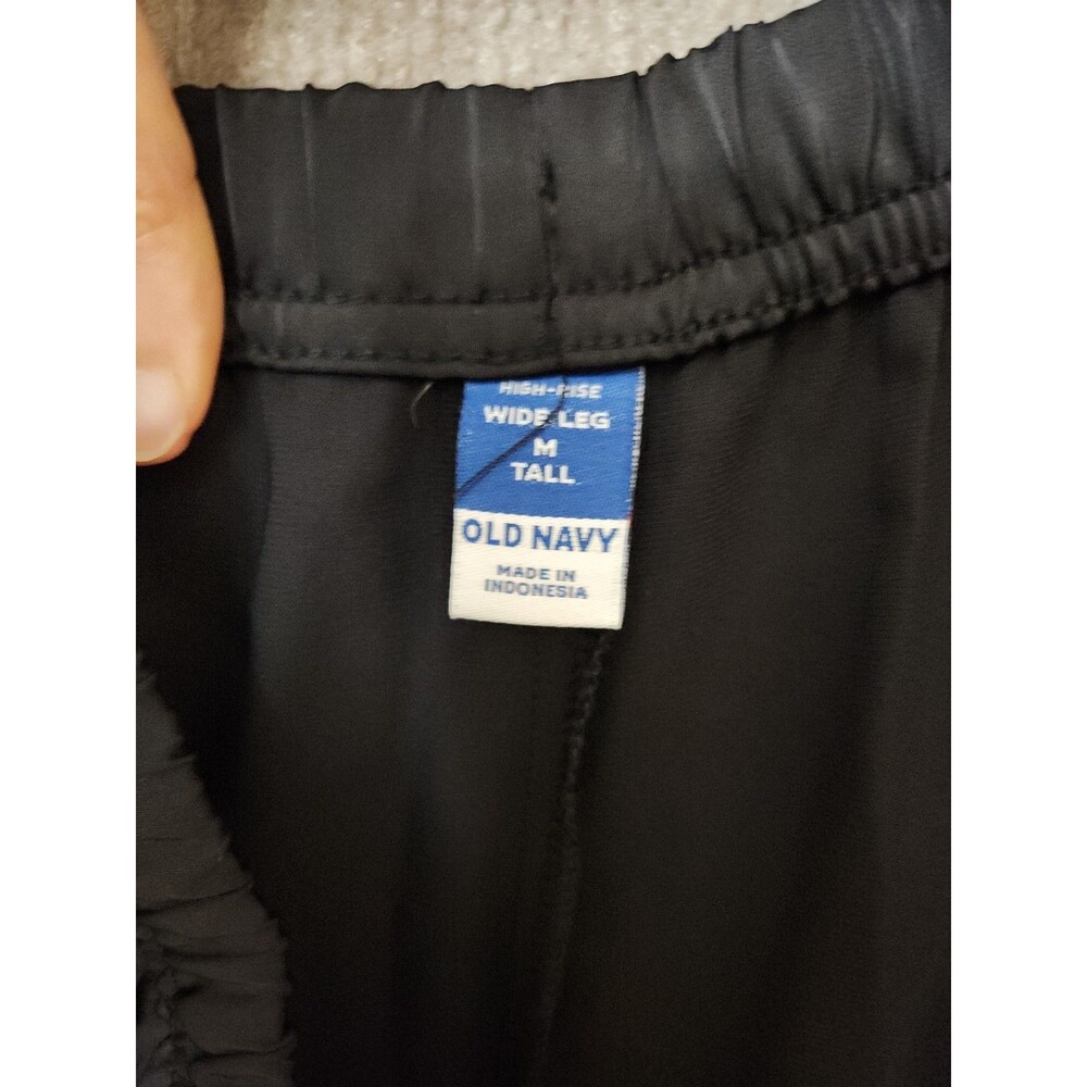 Old Navy Satin Track Pants Womens M Tall Black White Stripes Lightweight NEW - Picture 9 of 11